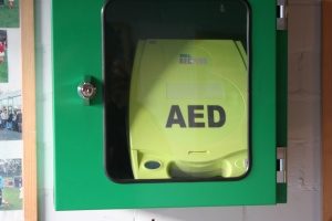 V.V. Zaamslag heeft een AED