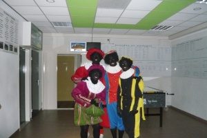 Zwarte Pieten op bezoek bij de F'jes (met foto's!!)