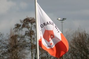 Zaamslag in Dordrecht onderuit tegen Oranje Wit 