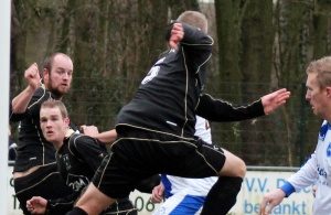 Zaamslag en Drechtstreek houden elkaar weer in evenwicht