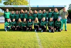 Nieuwe trainingspakken voor Zaamslag MB1