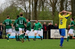 Groen-witten pakken laatste strohalm met winst op Oostkapelle
