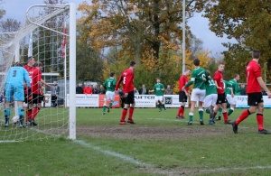 Groen-witten bezorgen koploper Yerseke eerste puntverlies 