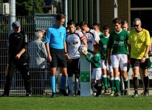 Groen-witten voorlopig in de hoek waar de klappen vallen