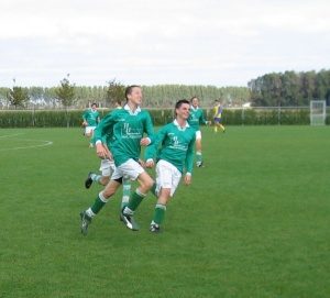 B1 met de hakken over de sloot!