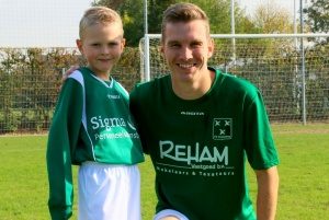 Skye van der Staal met zijn oom Roy van der Staal
