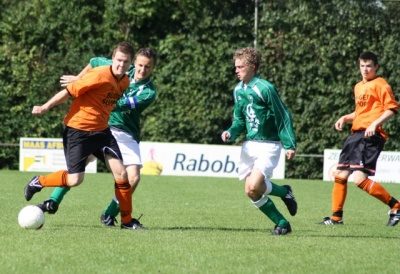 Nieck en koen in duel.